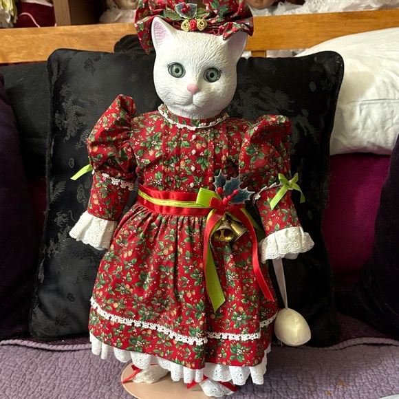 Holly Belle by Victoria Ashlea Cat Doll. Limited edition 71.
